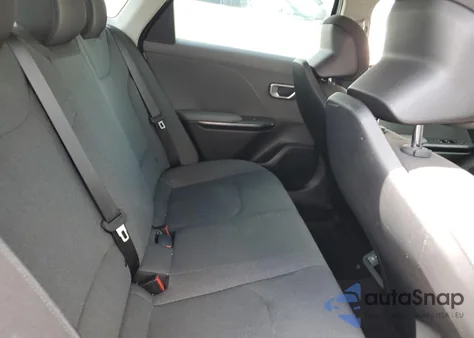 2025 Kia K4 Lx из США, поврежденный, VIN 3KPFT4DEXSE040501